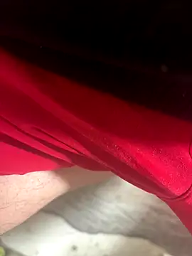 Snapshot of tank32s chatting on 09-25-25, 07:34 tank32s online show from 09-25-25, 07:34