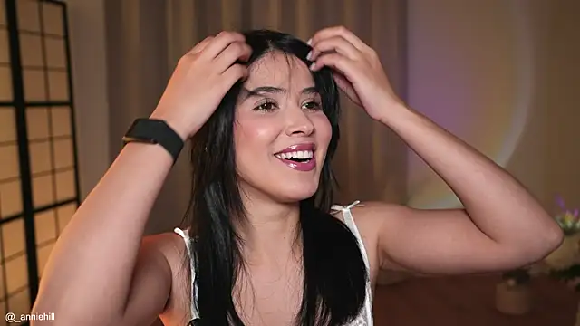 anniehillofficial online show from 04-19-26, 07:27