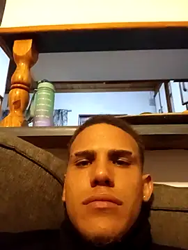 Snapshot of Linex06 chatting on 03-01-26, 12:45 Linex06 online show from 03-01-26, 12:45