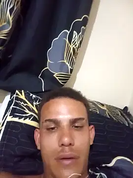 Snapshot of Linex06 chatting on 03-13-26, 10:49 Linex06 online show from 03-13-26, 10:49