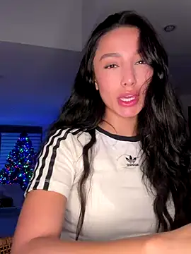 Snapshot of EvaMoet chatting on 12-05-24, 01:36 EvaMoet online show from 12-05-24, 01:36