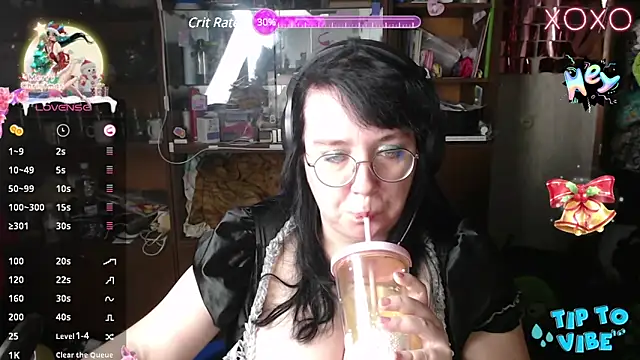 Snapshot of LeonaHarrison chatting on 12-29-24, 10:45 LeonaHarrison online show from 12-29-24, 10:45