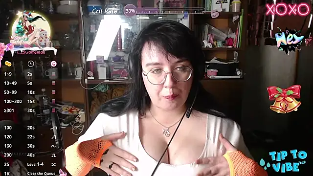 Snapshot of LeonaHarrison chatting on 01-04-25, 02:35 LeonaHarrison online show from 01-04-25, 02:35