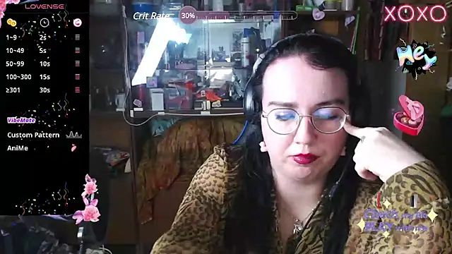 Snapshot of LeonaHarrison chatting on 03-15-25, 11:39 LeonaHarrison online show from 03-15-25, 11:39