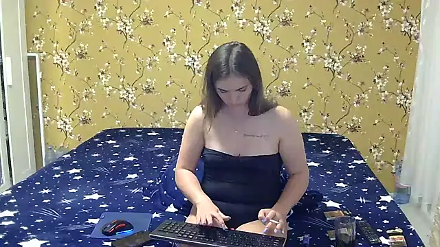 Karlabby online show from 10-17-25, 03:36