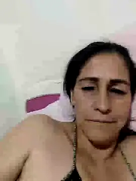 Snapshot of _Scarlett_Sweet chatting on 02-19-25, 04:34 Scarlett Sweet online show from 02-19-25, 04:34