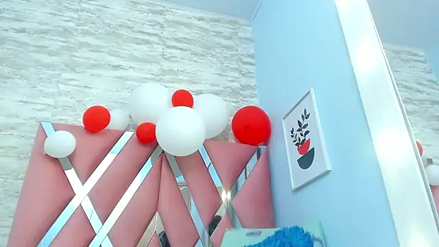 Snapshot of veronica_salas chatting on 02-06-25, 08:56 veronica salas online show from 02-06-25, 08:56