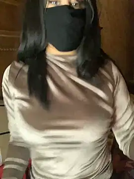 Snapshot of Taimaaa chatting on 12-30-24, 10:10 Taimaaa online show from 12-30-24, 10:10