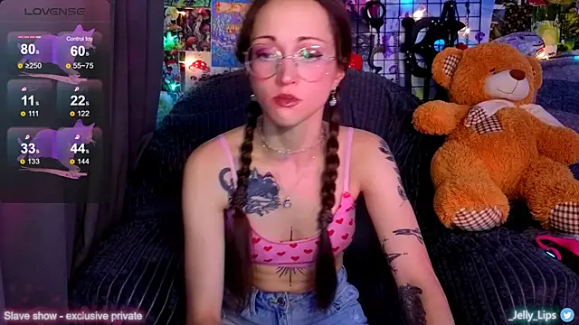 Snapshot of ServantBrook chatting on 10-08-25, 04:43 ServantBrook online show from 10-08-25, 04:43