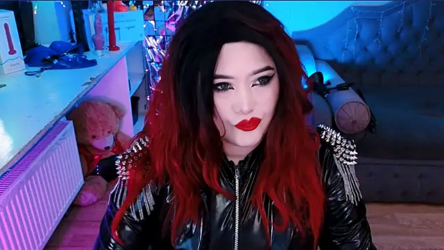 Snapshot of wickedxqueen chatting on 02-17-25, 04:31 wickedxqueen online show from 02-17-25, 04:31