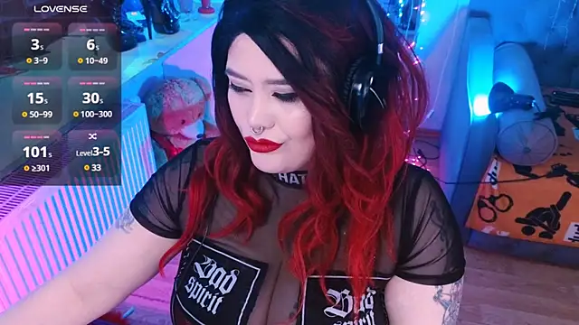 Snapshot of wickedxqueen chatting on 02-26-25, 04:25 wickedxqueen online show from 02-26-25, 04:25