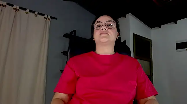 Snapshot of maela1 chatting on 12-24-24, 11:44 maela1 online show from 12-24-24, 11:44