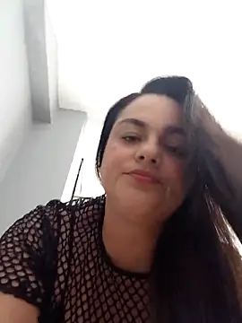 Snapshot of maela1 chatting on 10-29-25, 05:58 maela1 online show from 10-29-25, 05:58