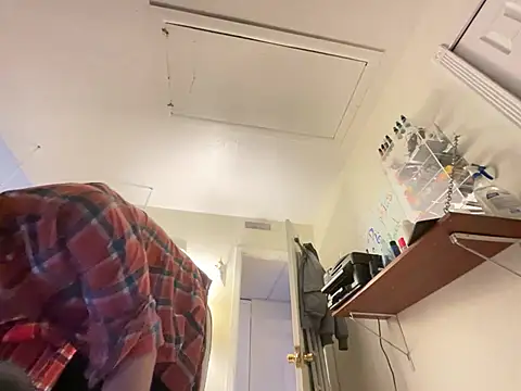 Snapshot of Fr4nk1eFFuxxx chatting on 02-10-25, 08:42 Fr4nk1eFFuxxx online show from 02-10-25, 08:42