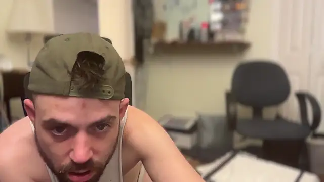 Snapshot of Fr4nk1eFFuxxx chatting on 02-16-25, 12:08 Fr4nk1eFFuxxx online show from 02-16-25, 12:08