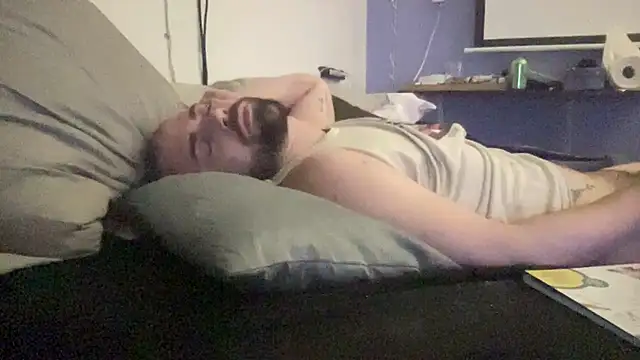 Snapshot of Fr4nk1eFFuxxx chatting on 09-12-25, 02:55 Fr4nk1eFFuxxx online show from 09-12-25, 02:55