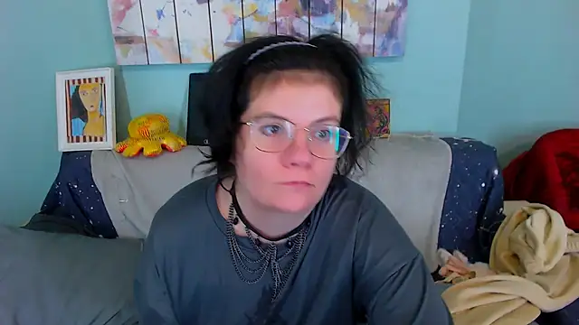 EverlyRays online show from 01-10-26, 03:58