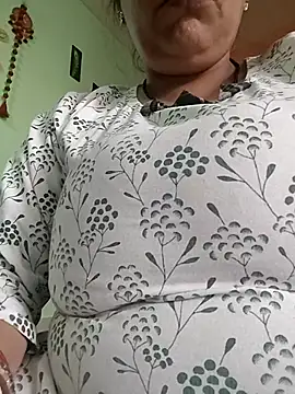 Snapshot of sematomar chatting on 10-27-25, 03:21 sematomar online show from 10-27-25, 03:21