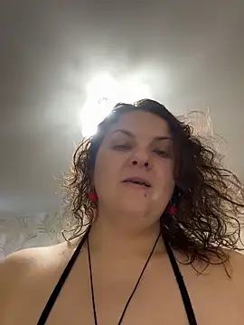 Snapshot of Taisia_W chatting on 01-07-26, 08:06 Taisia W online show from 01-07-26, 08:06