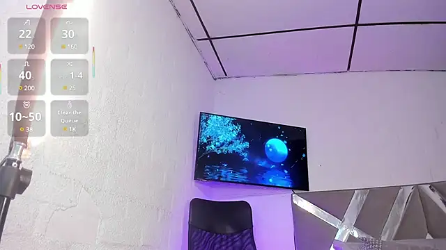 Snapshot of Fenty_XX chatting on 03-02-25, 06:30 Fenty XX online show from 03-02-25, 06:30