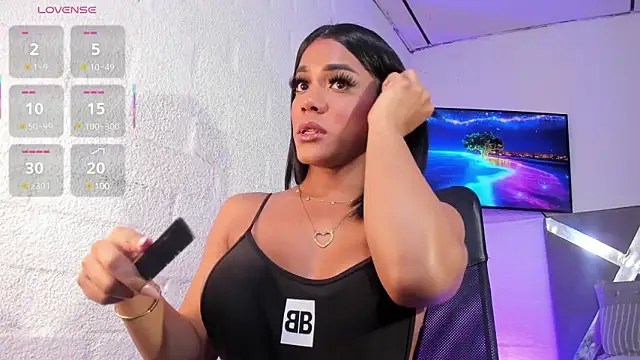 Snapshot of Fenty_XX chatting on 03-11-25, 02:54 Fenty XX online show from 03-11-25, 02:54