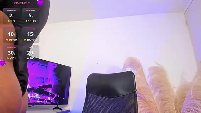 Snapshot of Fenty_XX chatting on 09-13-25, 11:15 Fenty XX online show from 09-13-25, 11:15