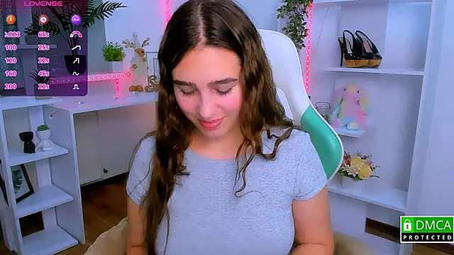  Eliizabeth  online show from 11-22-25, 10:09