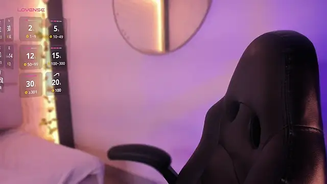 Snapshot of emma_woods_ chatting on 12-09-24, 12:19 emma woods online show from 12-09-24, 12:19