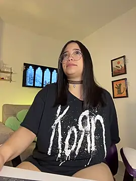 tati reyess online show from 11-17-25, 12:22