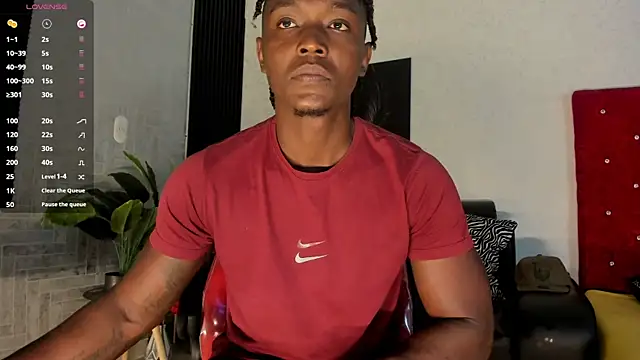 Snapshot of DannSmmith chatting on 12-05-25, 11:19 DannSmmith online show from 12-05-25, 11:19