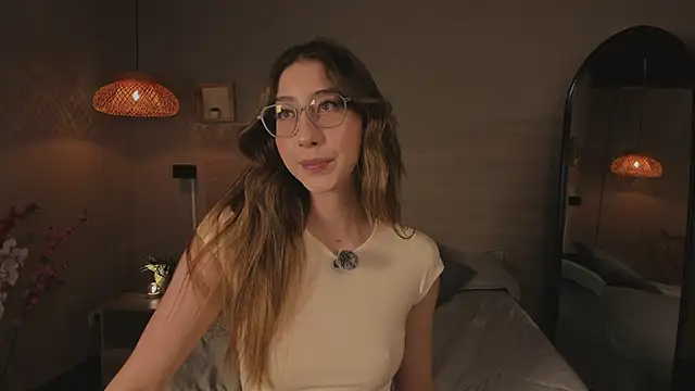 Snapshot of lua_ferch__ chatting on 03-15-25, 12:56 lua ferch online show from 03-15-25, 12:56