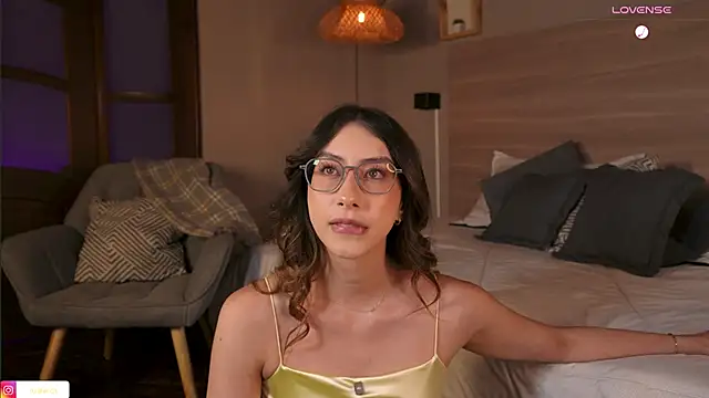 Snapshot of lua_ferch__ chatting on 09-30-25, 12:43 lua ferch online show from 09-30-25, 12:43