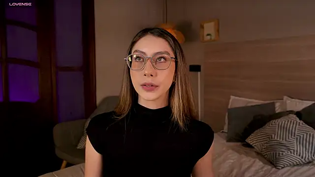 Snapshot of lua_ferch__ chatting on 10-25-25, 12:56 lua ferch online show from 10-25-25, 12:56