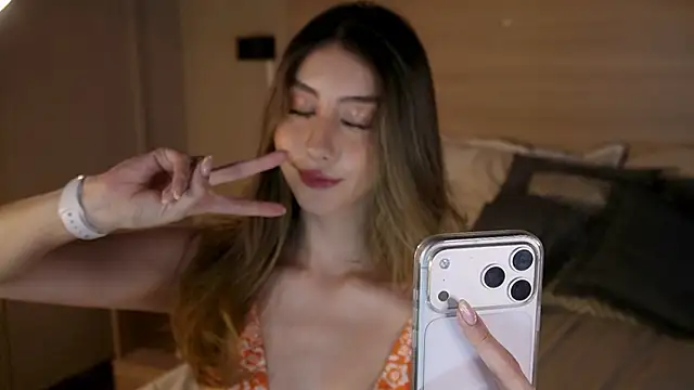 lua ferch   online show from 03-26-26, 12:33