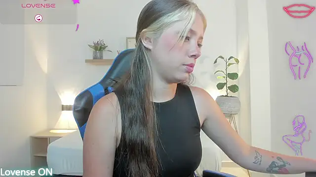 nataly rodri online show from 04-25-26, 02:03