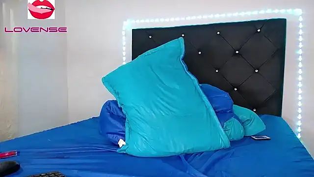 Snapshot of tylor_19 chatting on 01-04-25, 04:11 tylor 19 online show from 01-04-25, 04:11