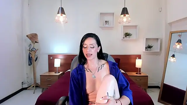 Kristen Garner online show from 02-13-25, 12:02