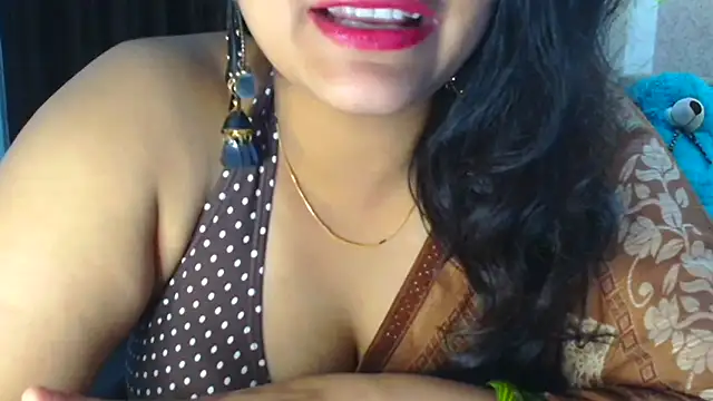 Snapshot of Maria_55 chatting on 02-27-25, 12:02 Maria 55 online show from 02-27-25, 12:02