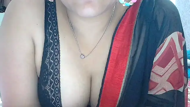 Snapshot of Maria_55 chatting on 05-28-26, 08:00 Maria 55 online show from 05-28-26, 08:00