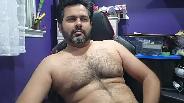 Snapshot of Sakhtlaundaz chatting on 12-20-24, 11:37 Sakhtlaundaz online show from 12-20-24, 11:37