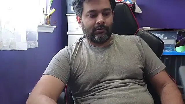 Snapshot of Sakhtlaundaz chatting on 01-13-25, 03:58 Sakhtlaundaz online show from 01-13-25, 03:58