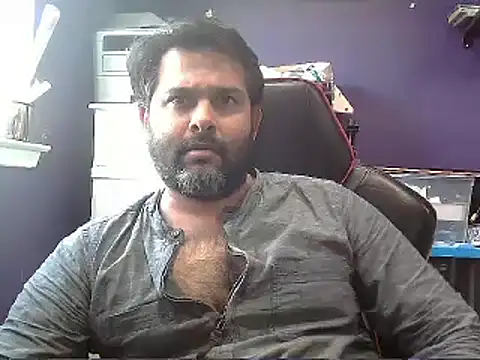 Snapshot of Sakhtlaundaz chatting on 01-20-25, 09:11 Sakhtlaundaz online show from 01-20-25, 09:11