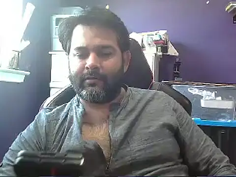 Snapshot of Sakhtlaundaz chatting on 01-21-25, 04:16 Sakhtlaundaz online show from 01-21-25, 04:16