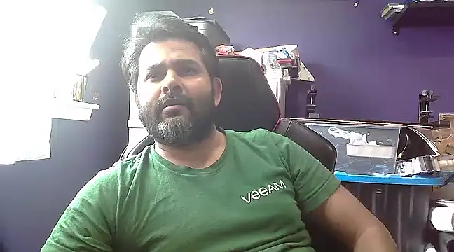 Snapshot of Sakhtlaundaz chatting on 01-24-25, 06:46 Sakhtlaundaz online show from 01-24-25, 06:46