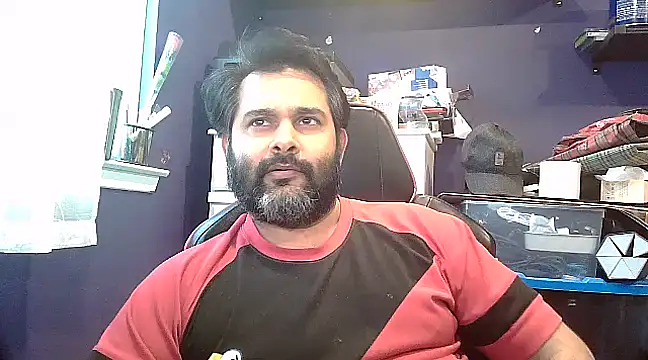 Snapshot of Sakhtlaundaz chatting on 02-04-25, 10:13 Sakhtlaundaz online show from 02-04-25, 10:13