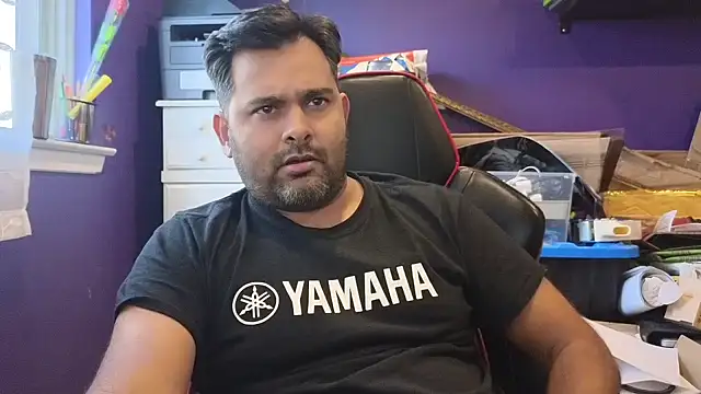 Snapshot of Sakhtlaundaz chatting on 03-11-25, 09:26 Sakhtlaundaz online show from 03-11-25, 09:26