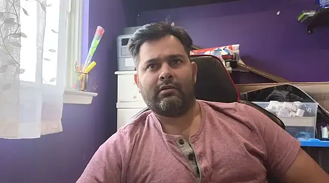 Snapshot of Sakhtlaundaz chatting on 03-15-25, 07:48 Sakhtlaundaz online show from 03-15-25, 07:48