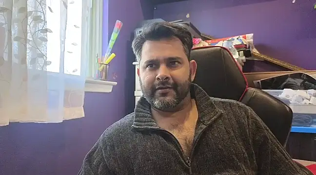 Snapshot of Sakhtlaundaz chatting on 03-21-25, 08:08 Sakhtlaundaz online show from 03-21-25, 08:08