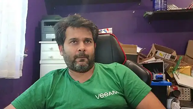 Snapshot of Sakhtlaundaz chatting on 09-30-25, 09:09 Sakhtlaundaz online show from 09-30-25, 09:09