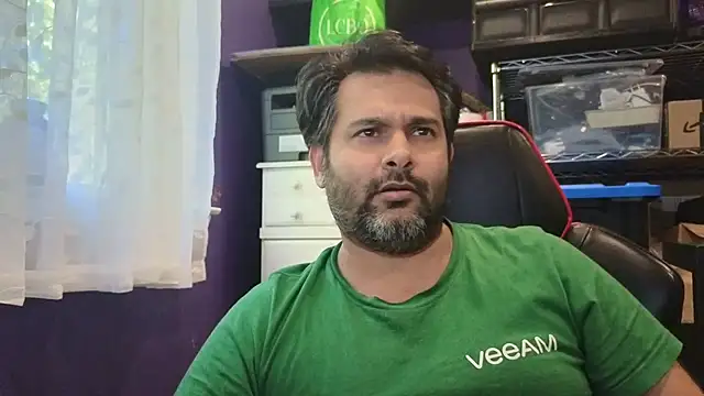 Snapshot of Sakhtlaundaz chatting on 10-03-25, 08:28 Sakhtlaundaz online show from 10-03-25, 08:28